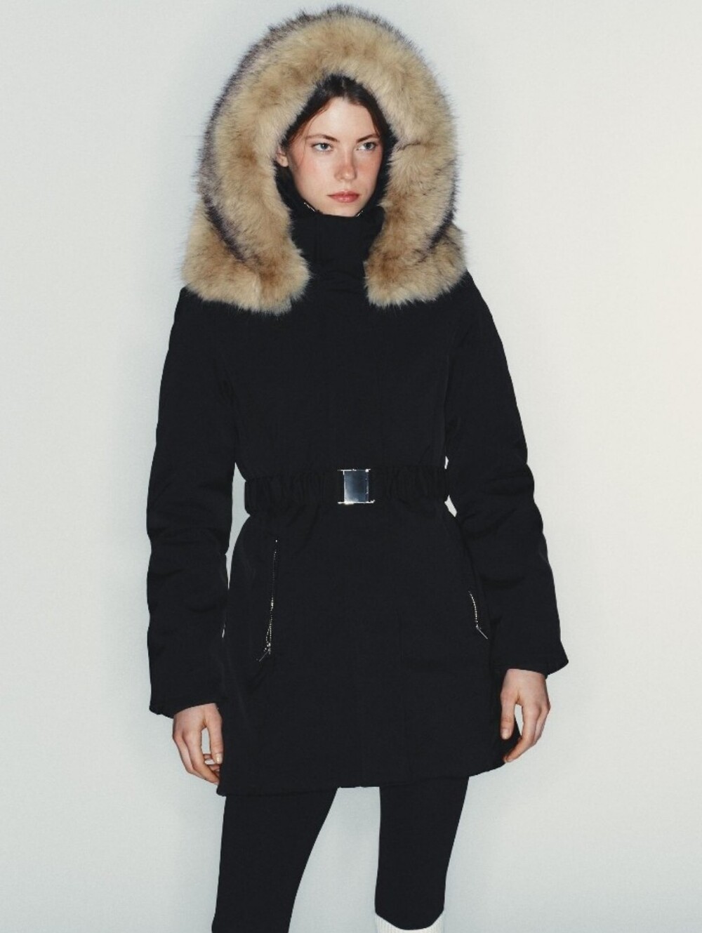 ZARA Women’s Water and Wind Protection Fur-effect Puffer Anorak(Black,US/EUR L) - Picture 9 of 16